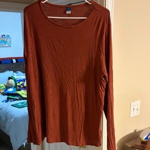 Old Navy Long Sleeve Tee in Rust